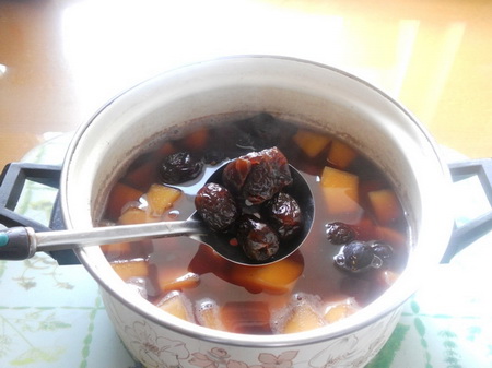 木瓜红豆桂圆甜汤的做法