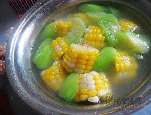 棱瓜玉米汤的做法