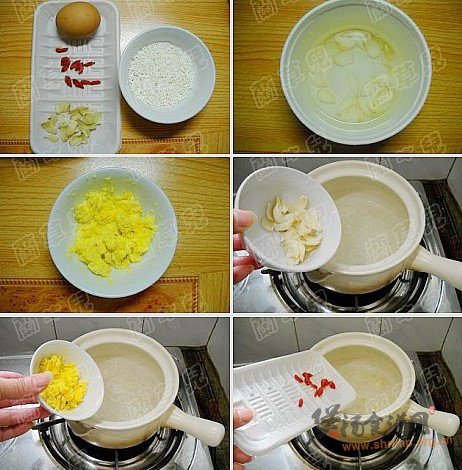 百合蛋黄粥的做法