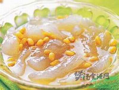 黄豆猪蹄筋汤的做法