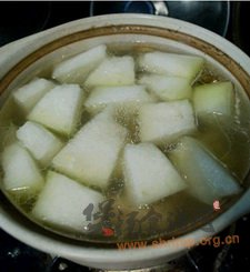 筒骨玉米冬瓜汤的做法