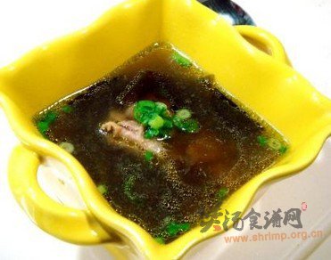 砂锅排骨海带汤的做法