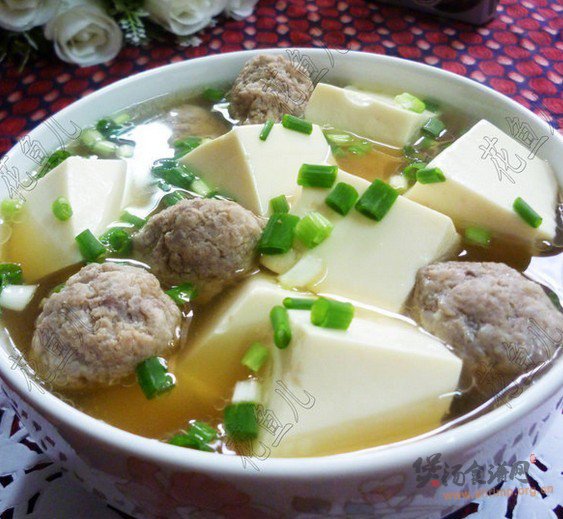 肉丸子豆腐汤的做法