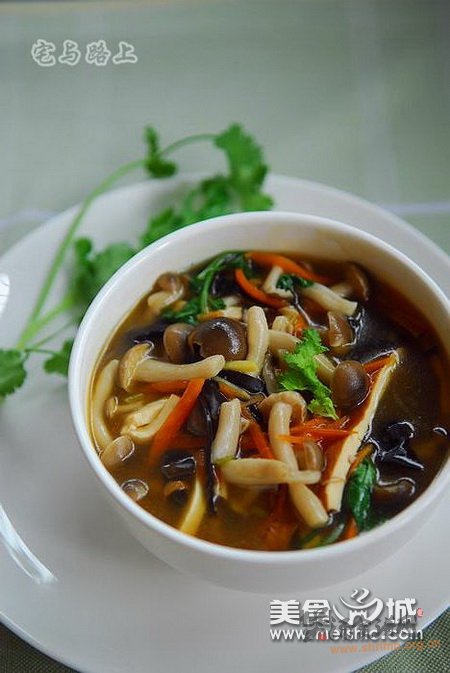 酸辣蘑菇汤的做法