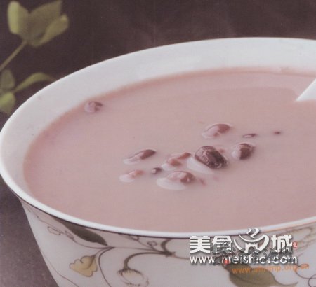 红豆薏米牛奶汤的做法