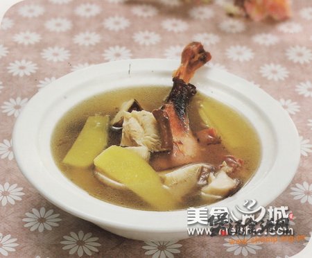 冬菇荸荠腊鸭汤的做法