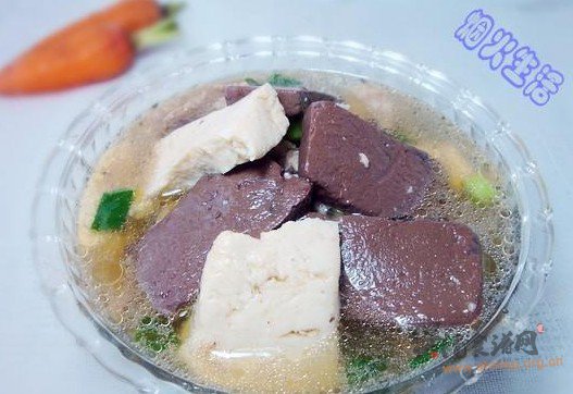 豆腐猪血汤的做法