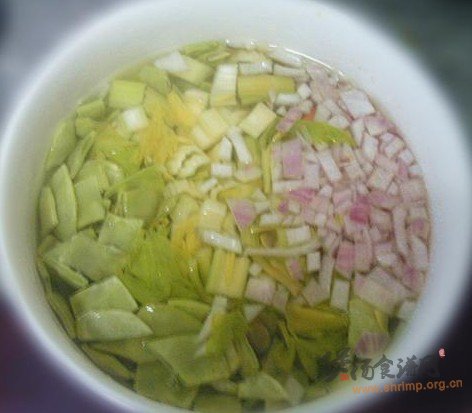 杂蔬腐竹汤的做法