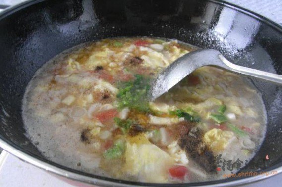 鸡蛋蔬菌汤的做法