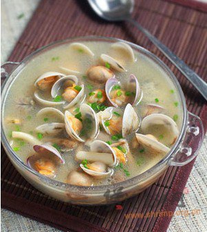 蛤蜊香菇汤的做法