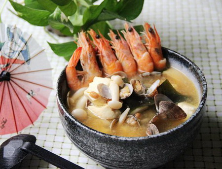 鲜虾味噌汤的做法的做法