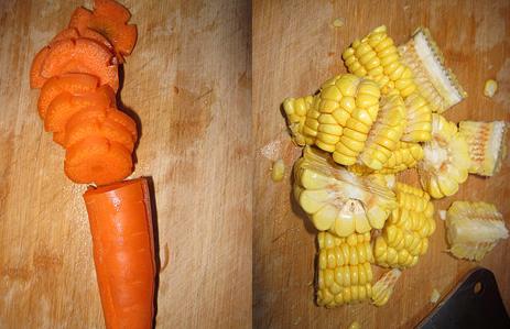 胡萝卜花生炖排骨浓汤的做法