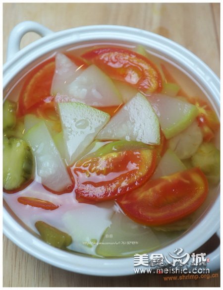 葫芦番茄榨菜汤的做法