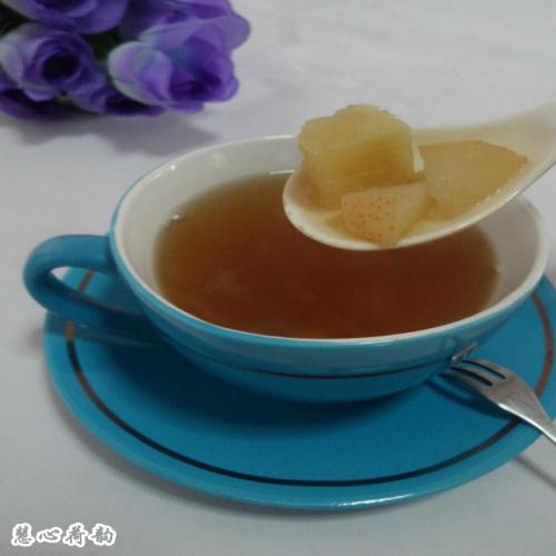 银耳香梨甘蔗罗汉果蜂蜜茶的做法