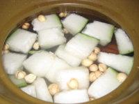 鲜莲冬瓜猪骨汤的做法