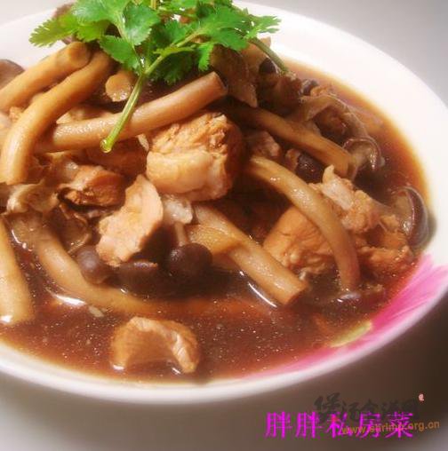 茶树菇炖肉的做法