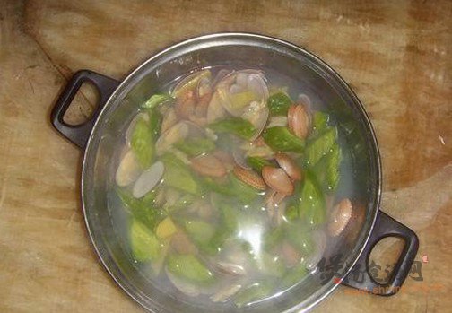 蛤蜊凉瓜汤的做法