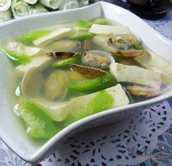 丝瓜花蛤豆腐汤的做法