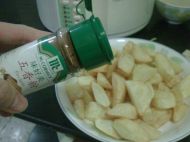 五香炸土豆块的做法
