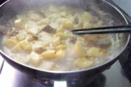 咖喱土豆肉片的做法