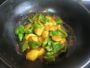 咖喱青椒土豆的做法