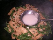 干豆腐丝炒豇豆的做法