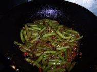 香辣干煸扁豆的做法