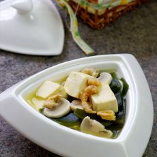 海带豆腐减肥汤的做法