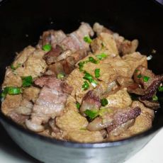冻豆腐烧肉的做法