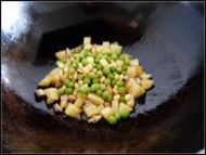 金童玉女豌豆烩的做法