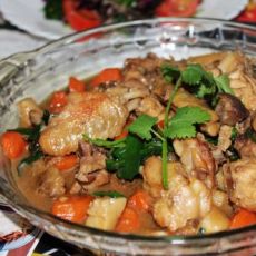 杏鲍菇胡萝卜烩鸡的做法