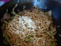 扁豆焖面—饭菜一锅焖的做法