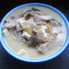 鲢鱼头豆腐汤的做法