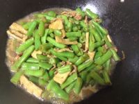 四季豆炒豆腐肉丝的做法