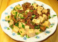 豆腐烩肉片的做法