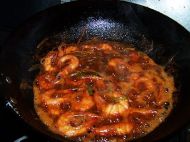 一个人的美味享受--油焖大虾的做法