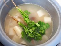 牛蒡淮山排骨汤的做法