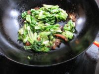 豆豉鲮鱼生菜的做法