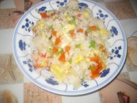 青椒火腿胡萝卜鸡蛋炒米饭的做法