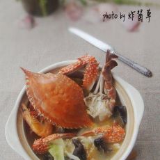 如何让冻蟹最大程度保留鲜味【海蟹蔬菜煲】的做法
