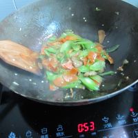 红萝卜烧莴笋的做法