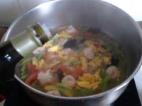 虾丸时蔬汤的做法