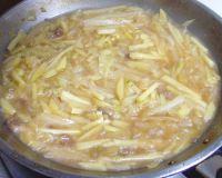 白菜炖土豆的做法
