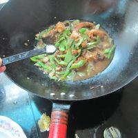扁豆煮鱼的做法