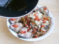 茄香炝锅鱼的做法