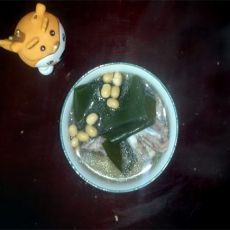 黄豆海带排骨汤的做法