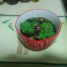酸辣猪红紫菜汤的做法