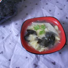 木耳紫菜豆腐汤的做法