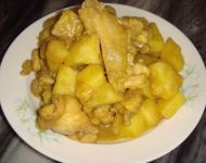 咖喱鸡焖土豆的做法